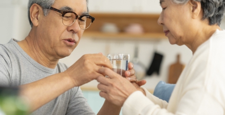 銀髮族多喝水泌尿道保健養生良方